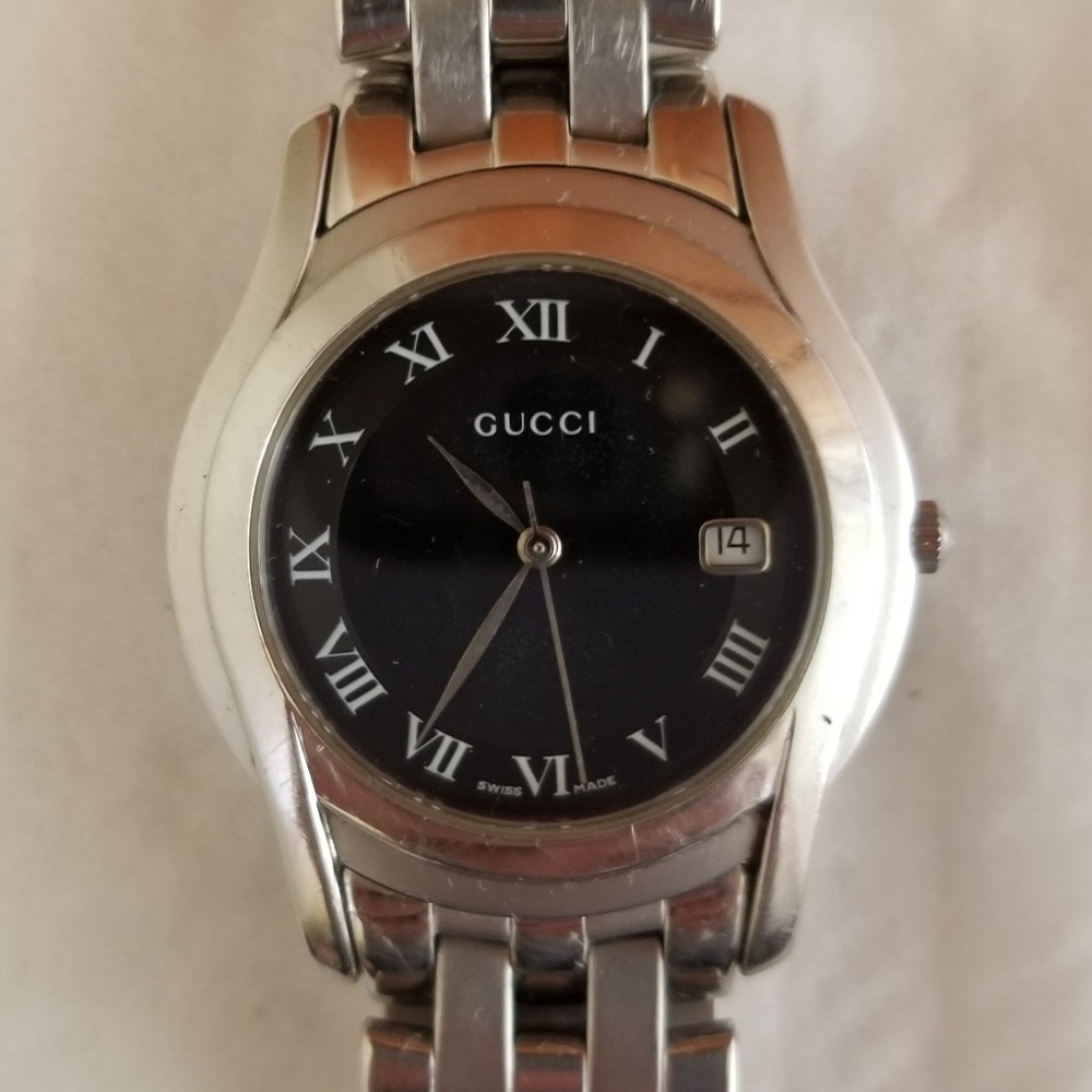 Gucci Stainless Steel Mens Watch, Model 5500M
